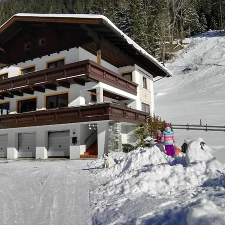 Ferienhaus Trinker シャレー